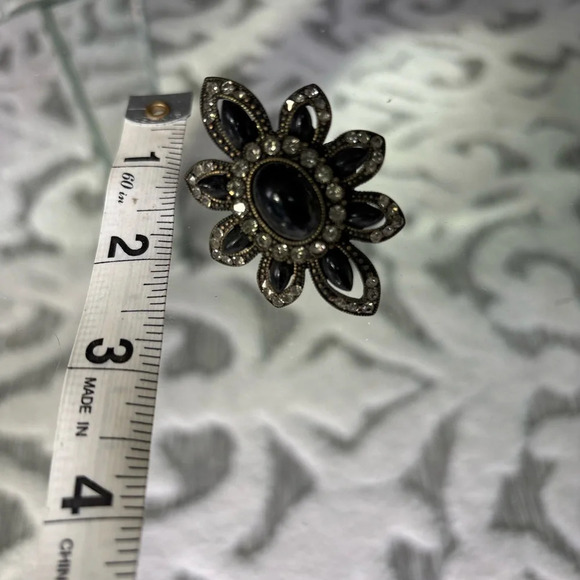 None Jewelry - Black flower adjustable statement ring